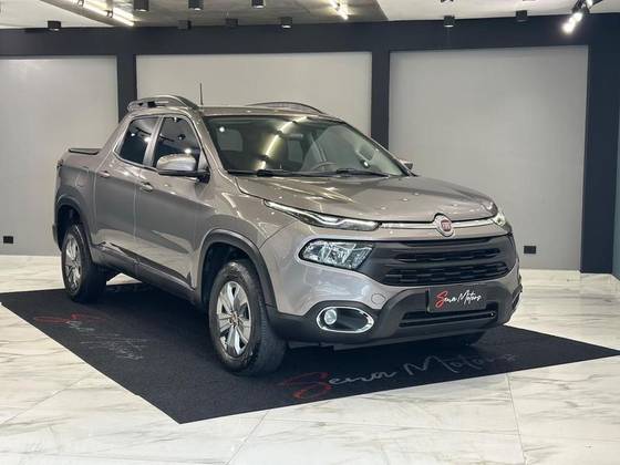 FIAT TORO 1.8 16V EVO FLEX FREEDOM AT6 FIAT TORO 1.8 16V EVO FLEX FREEDOM AT6